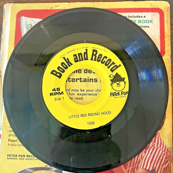 Little Red Riding Hood Book and Record 1938 45rpm Peter Pan Records - Picture 3 of 5